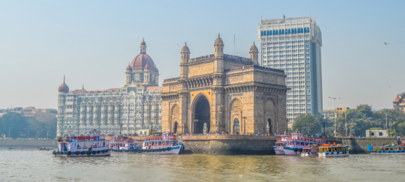 Emigrate to India: Economics