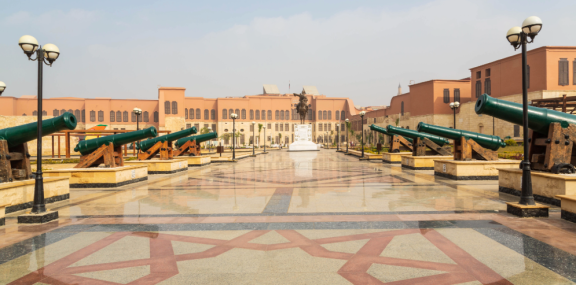 Emigrate to Egypt: Politics