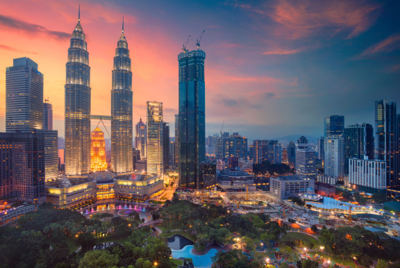 Emigrating to Malaysia: Economics
